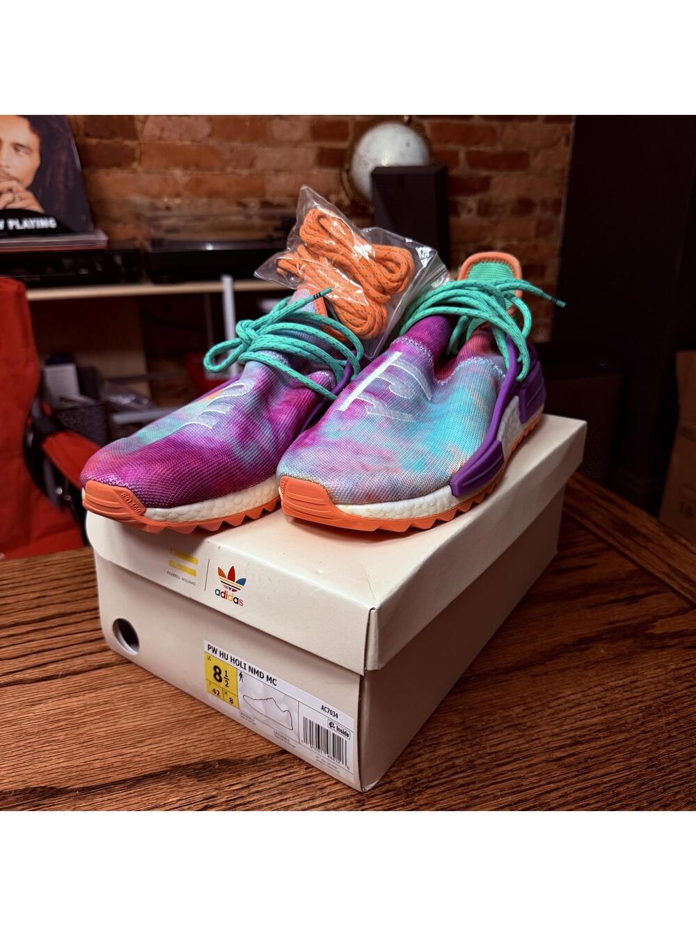 Adidas Pharrell Holi Festival Chalk Coral NMD MC Men's Sneakers Size 8.5